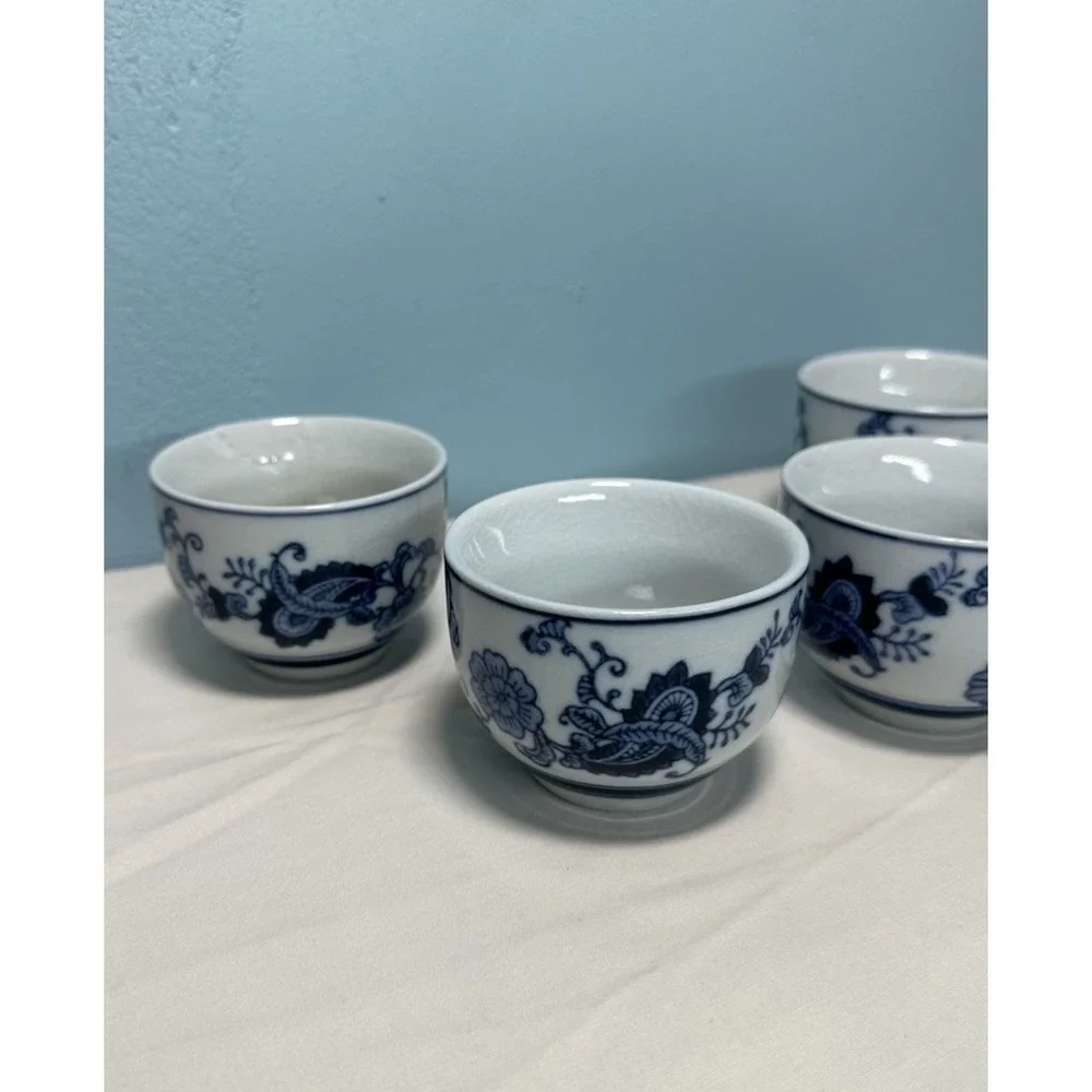 Pier 1 One Porcelain Chinese Tea Cups Cobalt Blue White Paisley Floral 4 pc Set